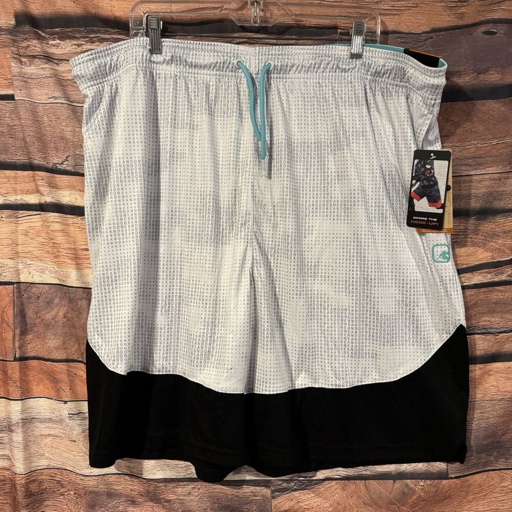 AND1 Men's 3XL White Black Basketball Active Dribbling Shorts Mesh Pockets NWT